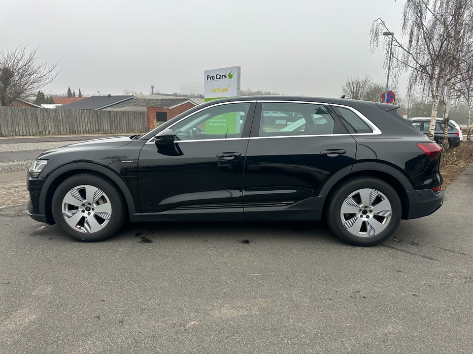 Audi e-tron 50 quattro 5d