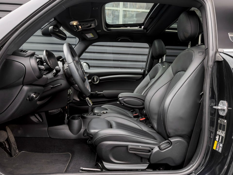 MINI Cooper SE Younique Trim 3d