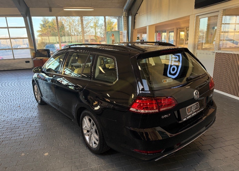 VW Golf VII 1,5 TSi 130 Comfortline Variant 5d