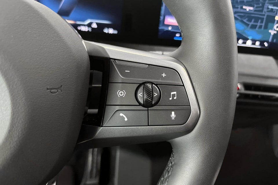 BMW iX xDrive60 Fully Charged 5d