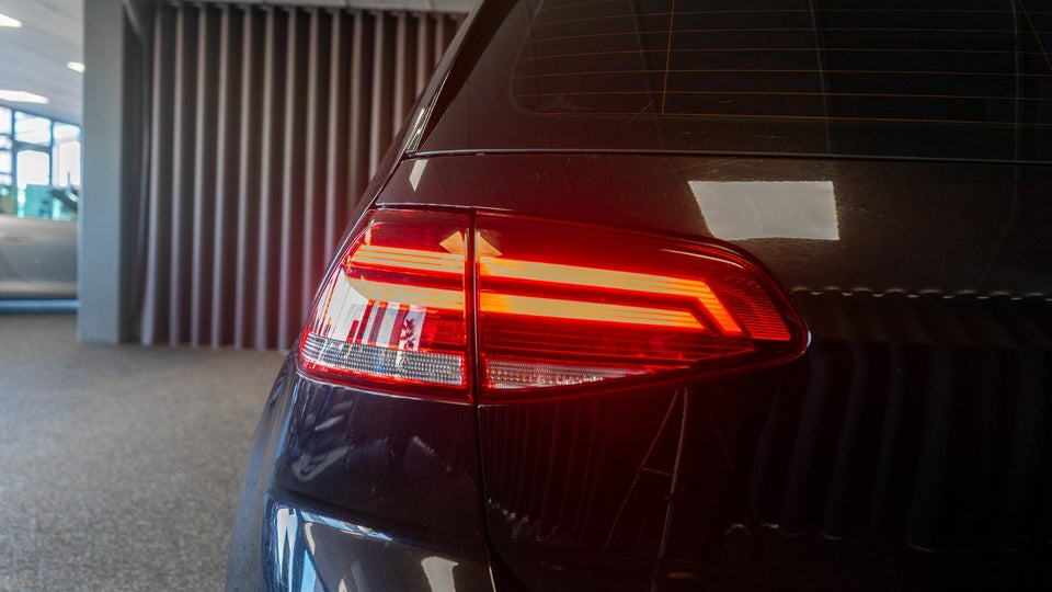 VW Golf VII 1,5 TSi 130 Comfortline DSG 5d