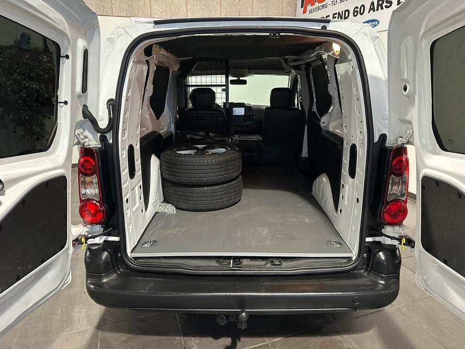 Peugeot Partner 1,6 BlueHDi 100 L2 ESG Flex Van 5d