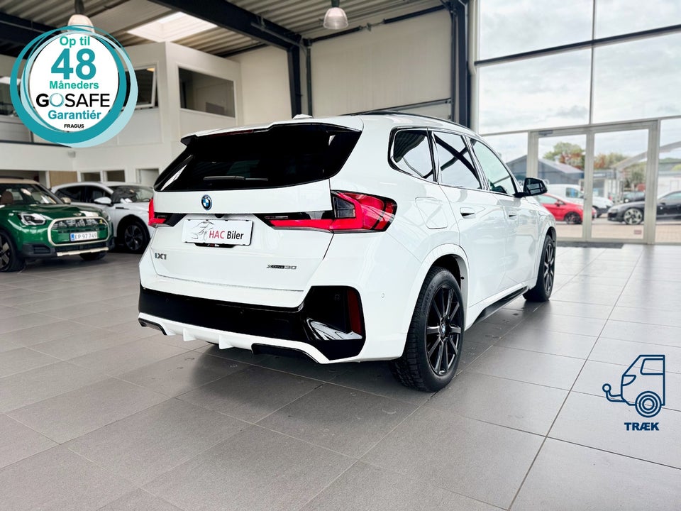 BMW iX1 xDrive30 Fully Charged M-Sport 5d