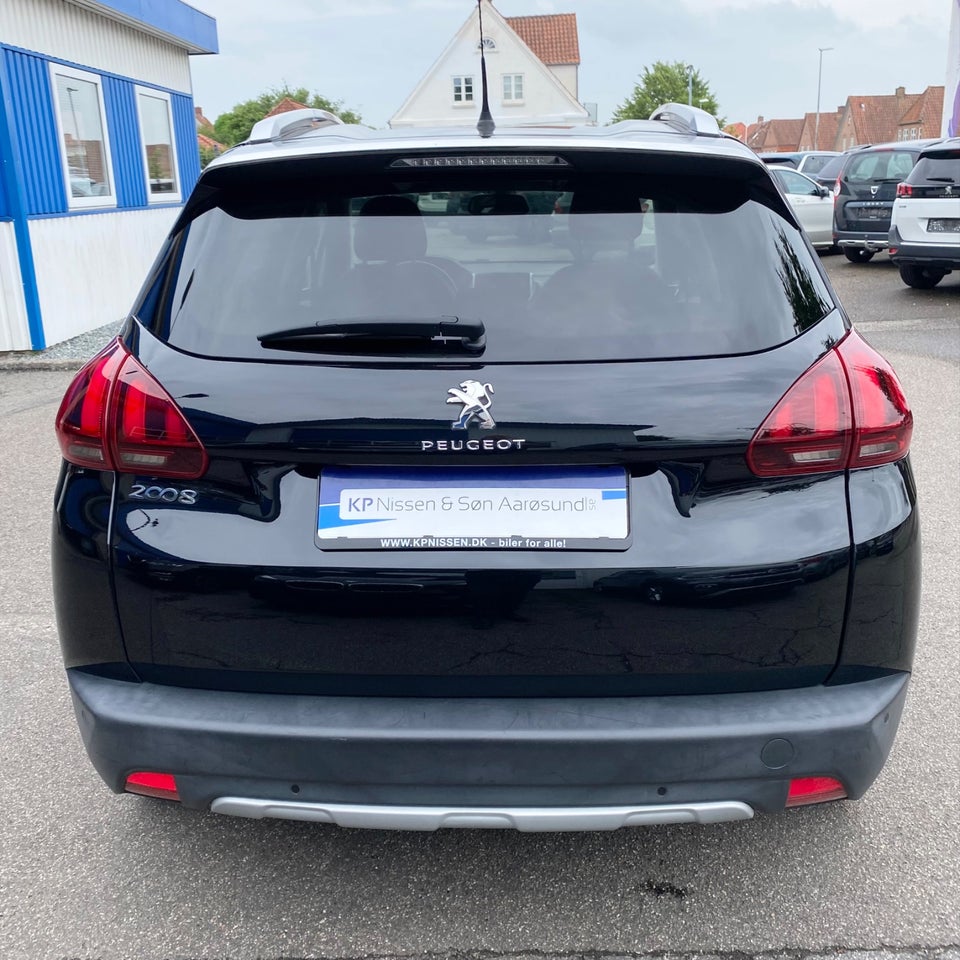 Peugeot 2008 1,6 BlueHDi 100 Allure 5d