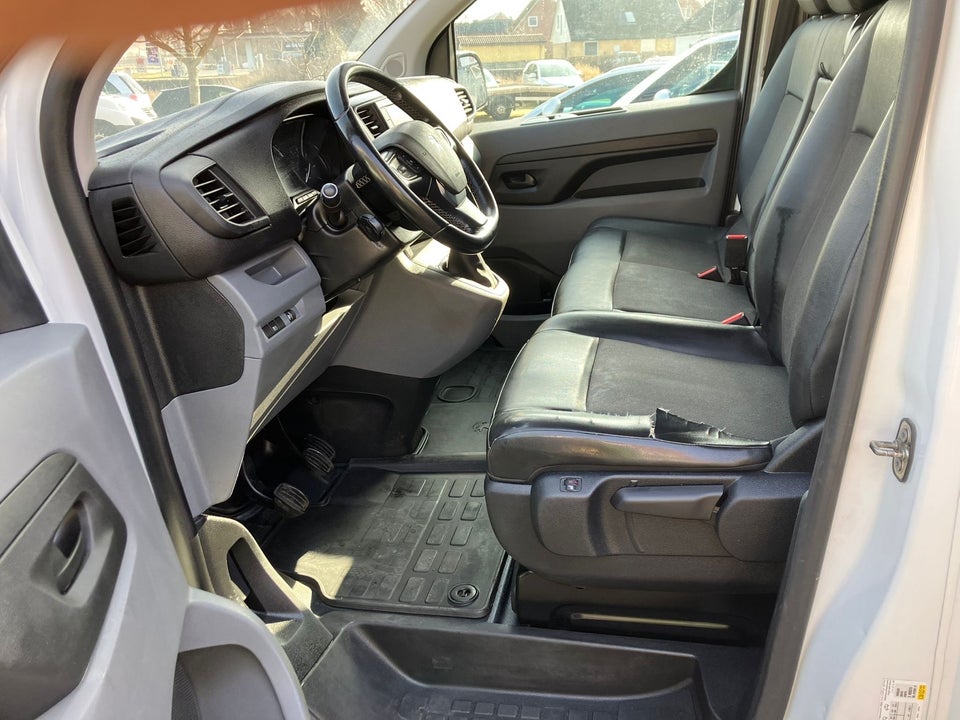 Peugeot Expert 2,0 BlueHDi 122 L3 Plus Van