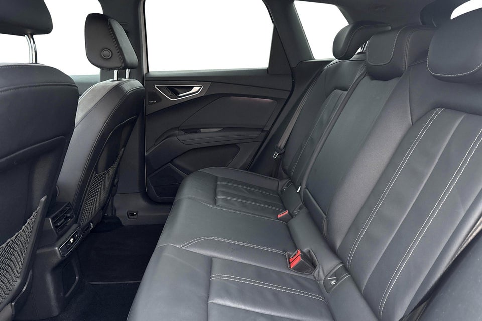 Audi Q4 e-tron 40 Advanced 5d