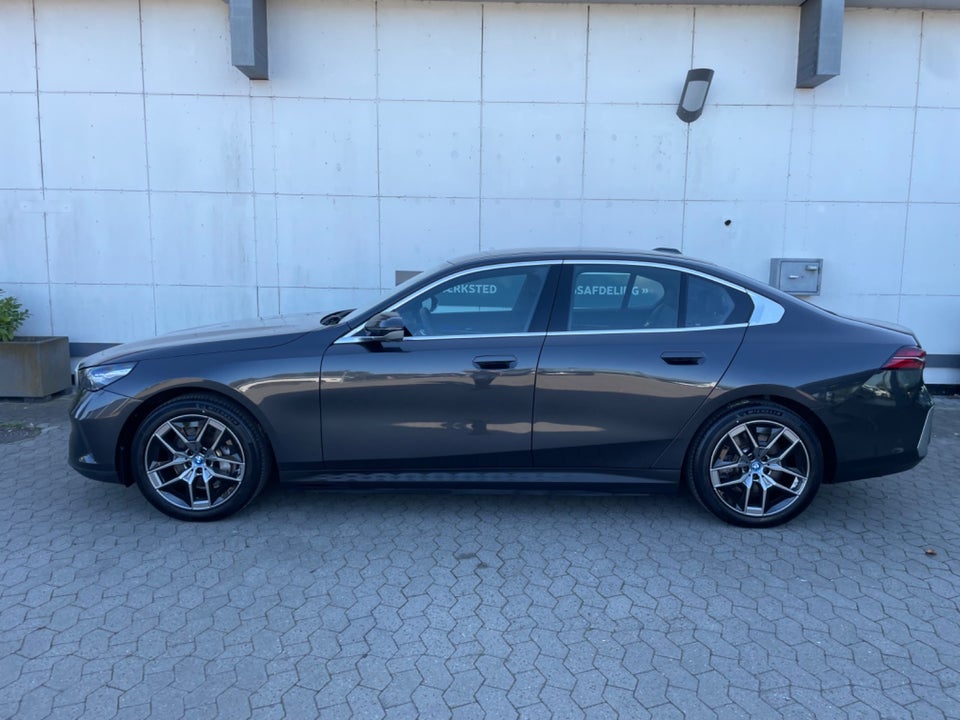 BMW i5 eDrive40 Sport Line 4d