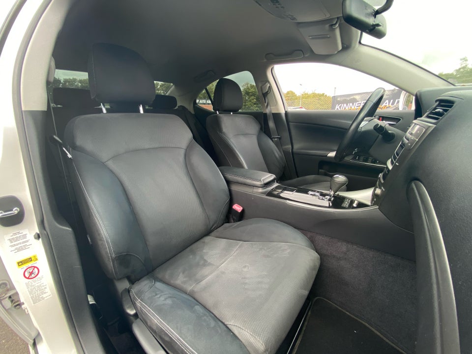 Lexus IS250 2,5 aut. 4d