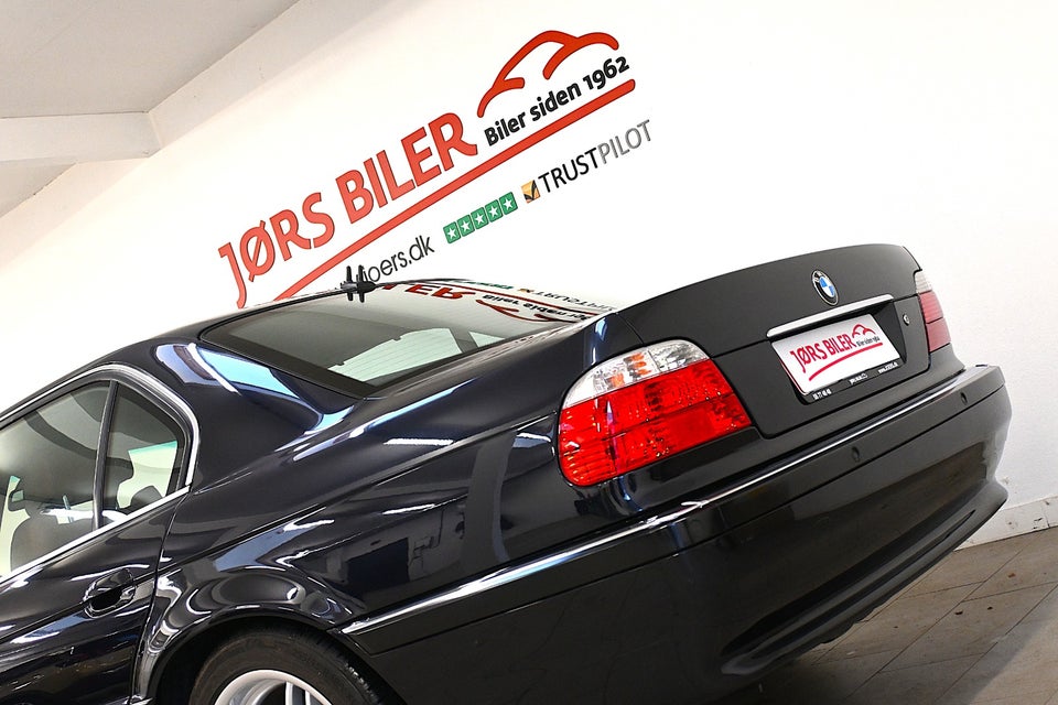 BMW 740i 4,4 aut. 4d