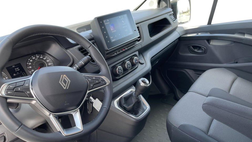 Renault Trafic 2,0 dCi 130 L2H1 Tekno