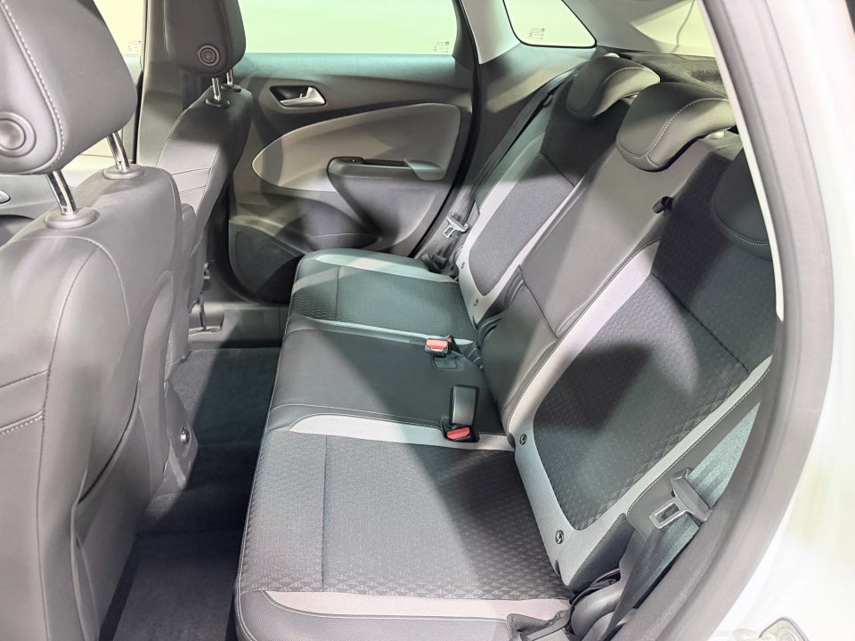 Opel Crossland X 1,2 T 110 Sport 5d