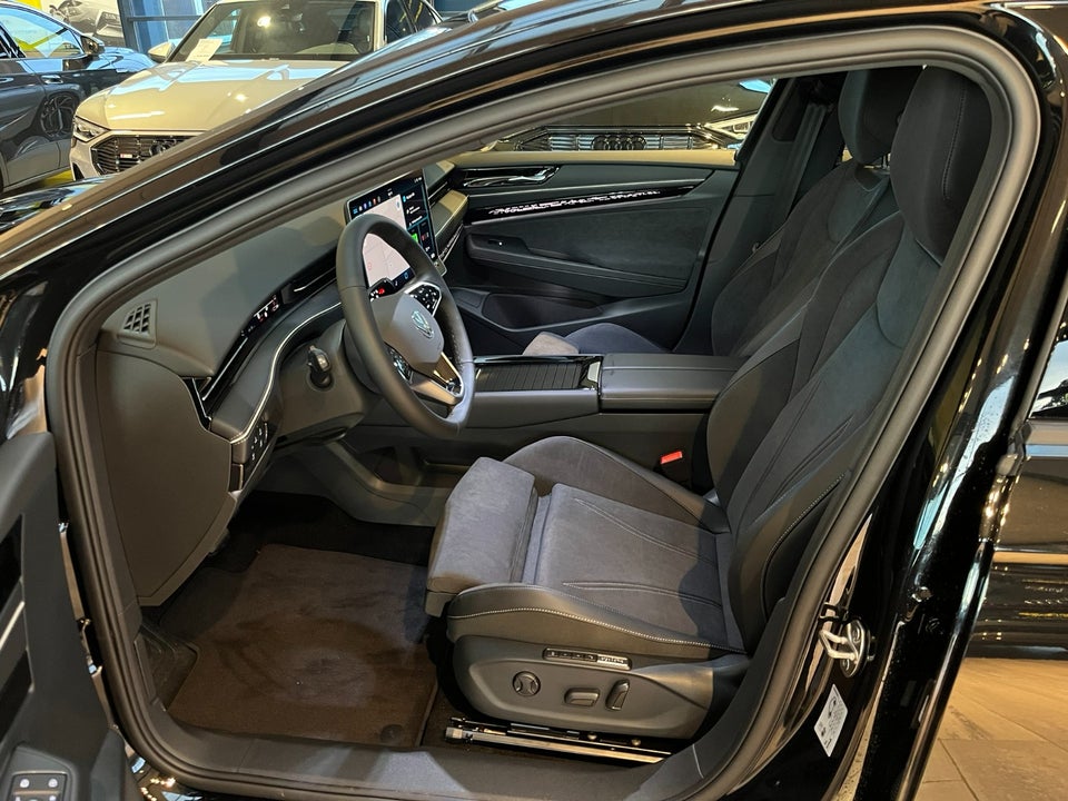 VW ID.7 77 Style+ Tourer 5d