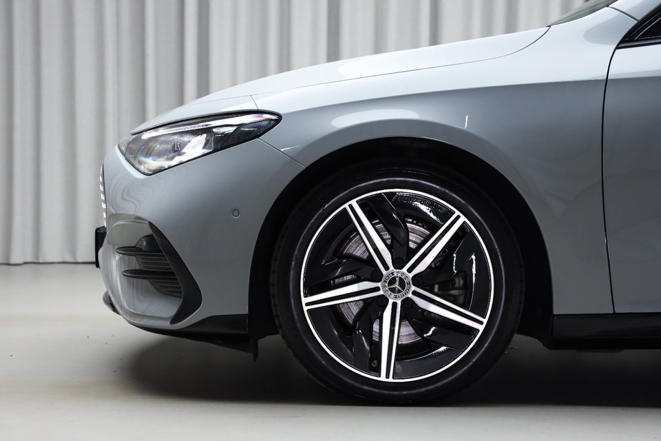 Mercedes CLA250+ electric AMG Premium 4d