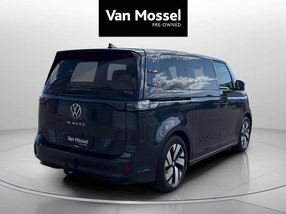 VW ID. Buzz 77 Pro SWB 5d