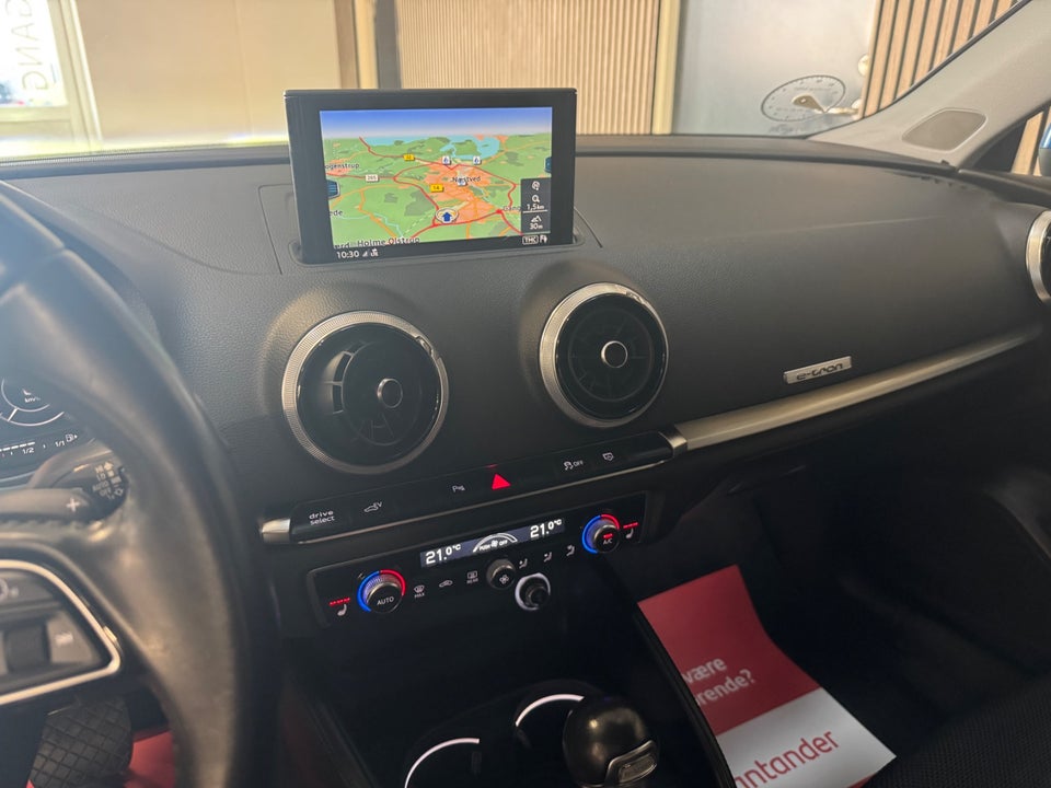 Audi A3 1,4 e-tron Sportback S-tr. 5d