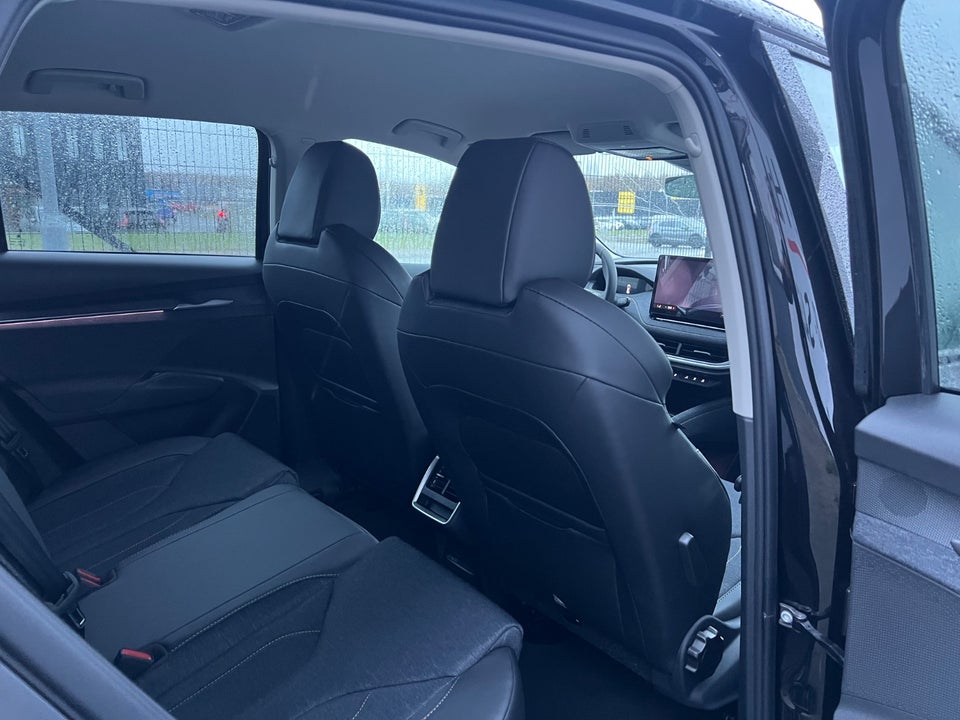 Skoda Elroq 60 iV 5d