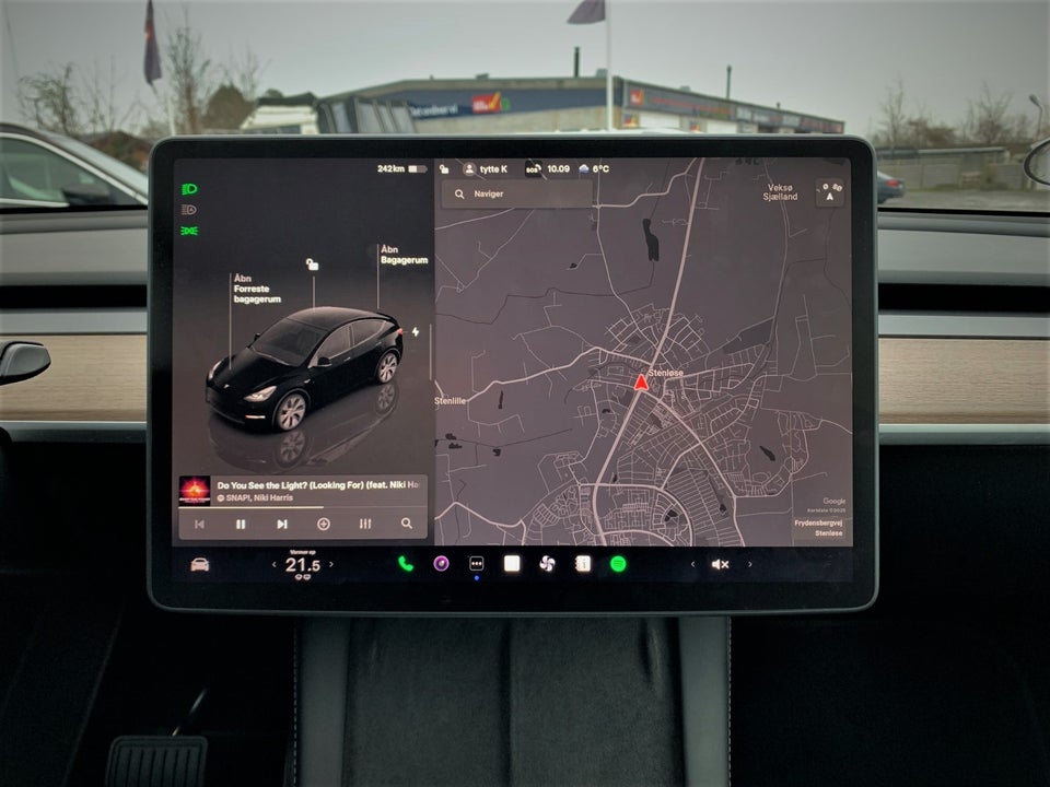 Tesla Model Y Long Range AWD 5d