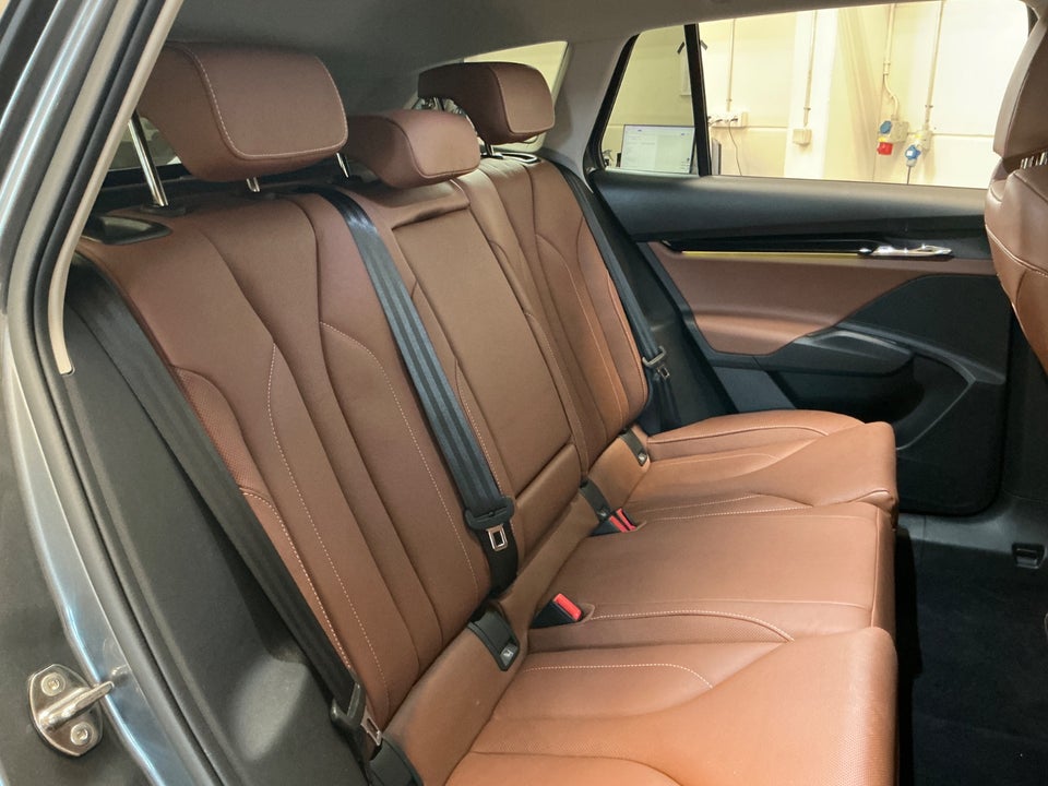 Skoda Enyaq 80 iV Plus ecoSuite 5d