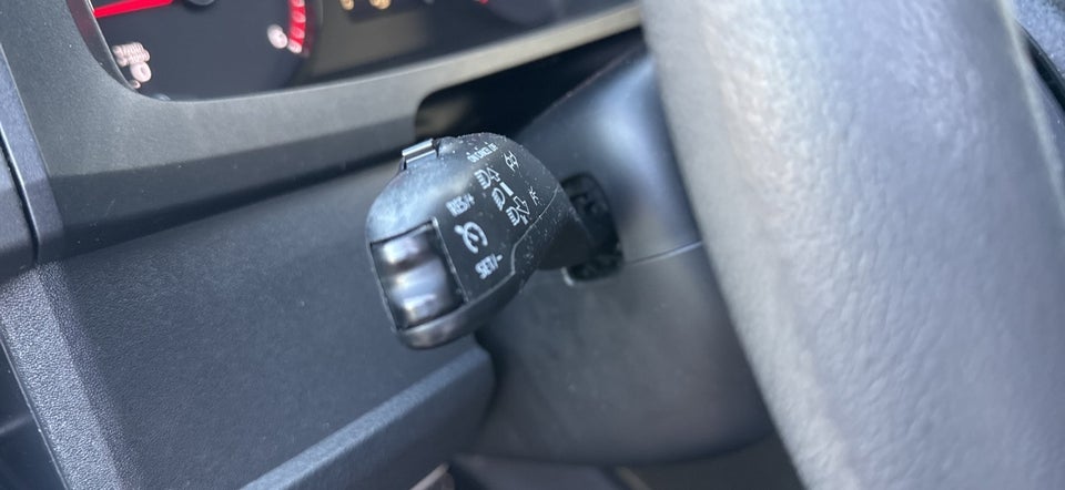 VW Transporter 2,0 TDi 114 Kassevogn kort BMT