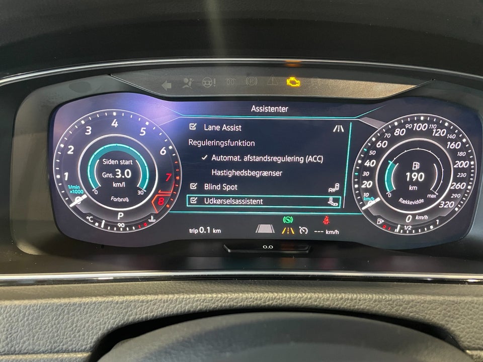 VW Golf VII 1,5 TSi 150 R-line Variant DSG 5d