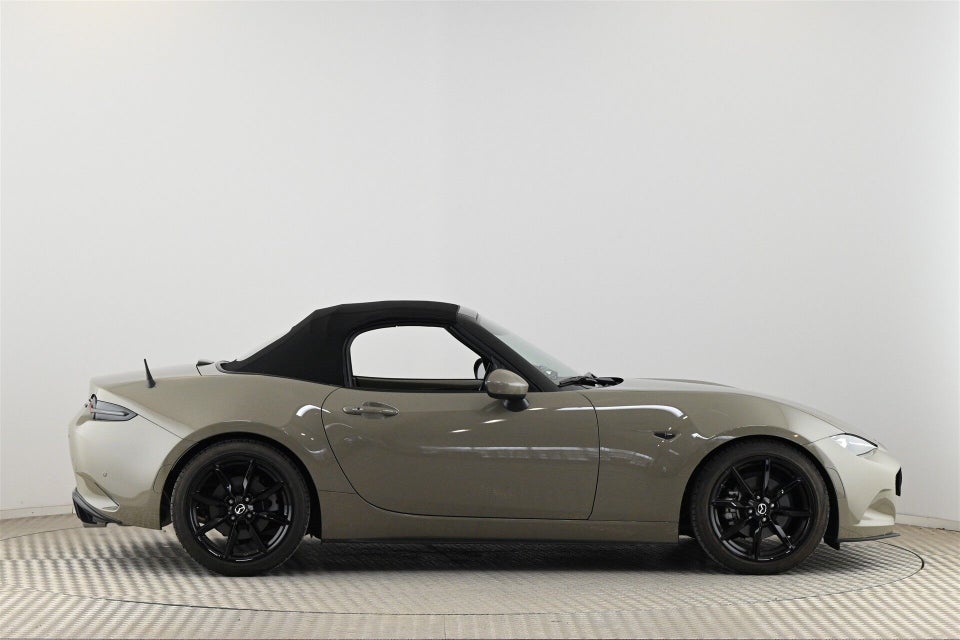 Mazda MX-5 2,0 SkyActiv-G 184 Roadster Exclusive-Line 2d