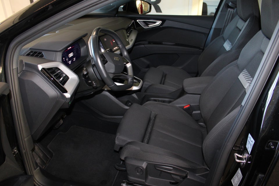 Audi Q4 e-tron 40 Advanced 5d