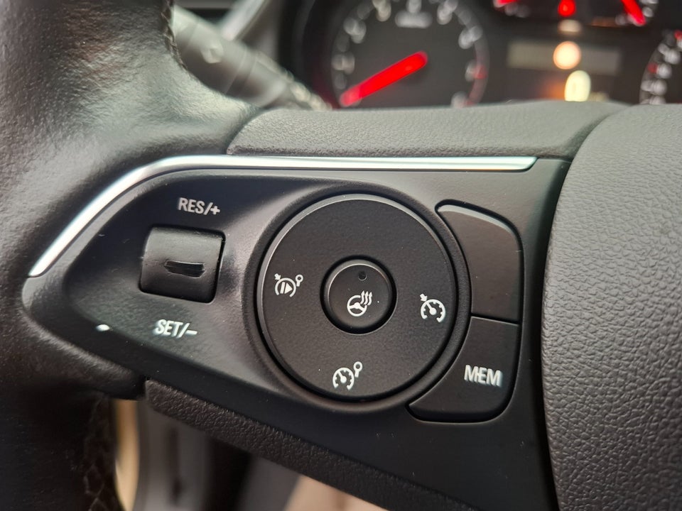 Opel Grandland X 1,2 T 130 Enjoy 5d