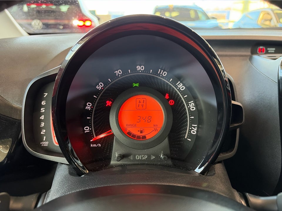 Toyota Aygo 1,0 VVT-i x-clusiv x-shift 5d