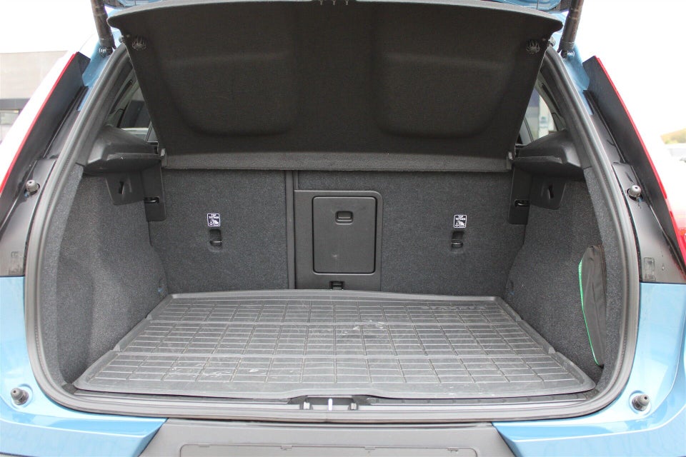 Volvo EX40 Extended Range Core 5d