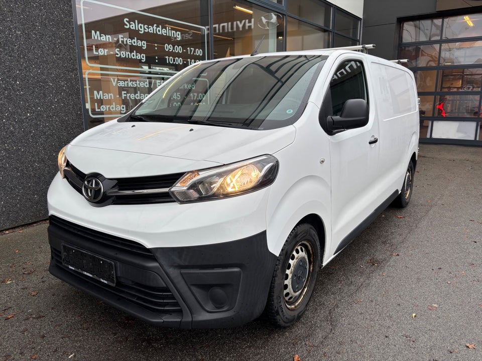Toyota ProAce 1,6 D 115 Medium Comfort 4d