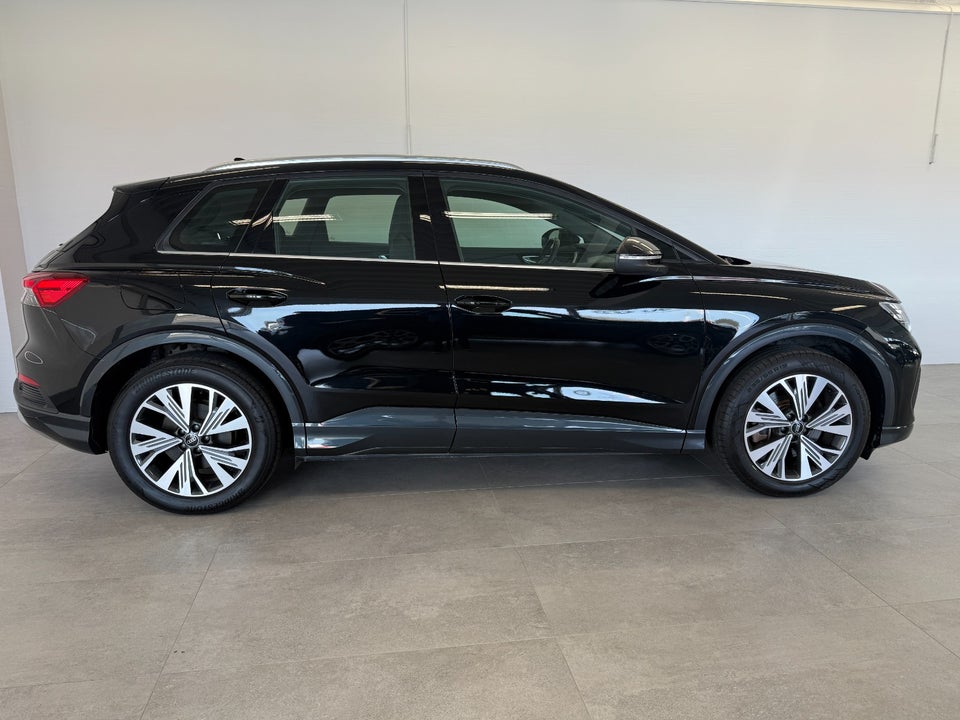 Audi Q4 e-tron 40 Advanced 5d
