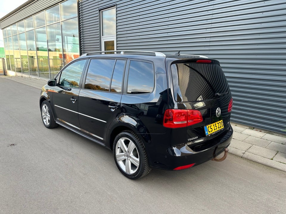 VW Touran 1,4 TSi 140 Highline DSG Van 5d