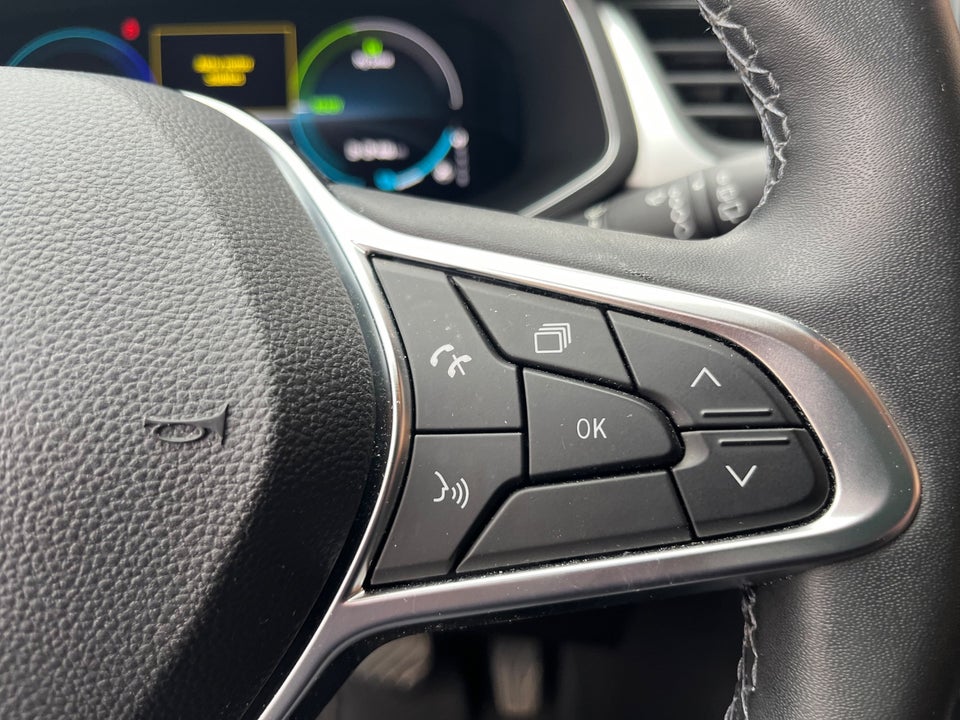 Renault Captur 1,6 E-Tech Zen 5d