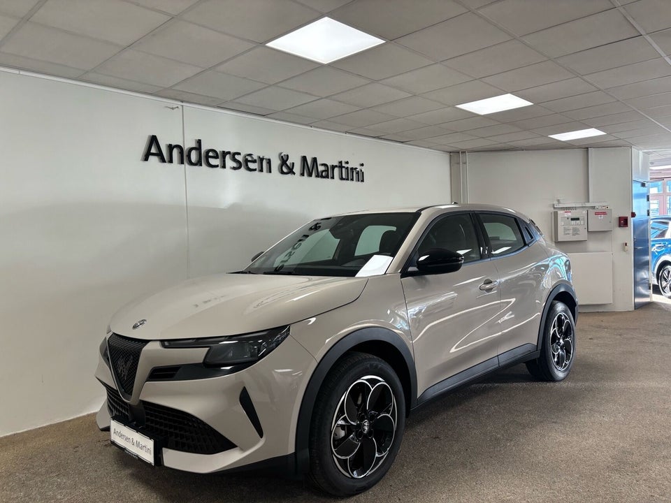 Alfa Romeo Junior Elettrica Core 5d