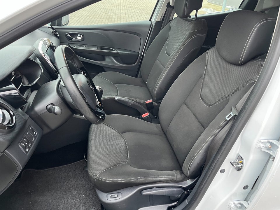 Renault Clio IV 1,5 dCi 90 Expression 5d