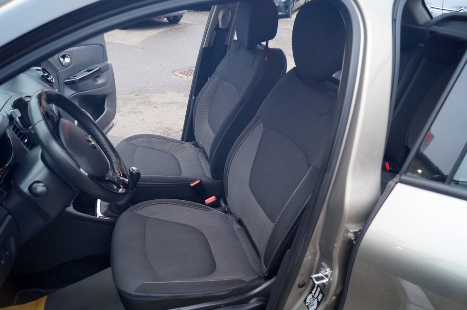 Renault Captur 1,5 dCi 90 Dynamique 5d