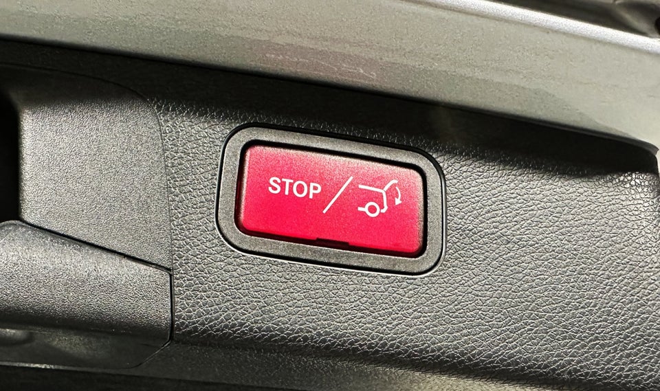 Mercedes E300 de 2,0 AMG Line stc. aut. 5d