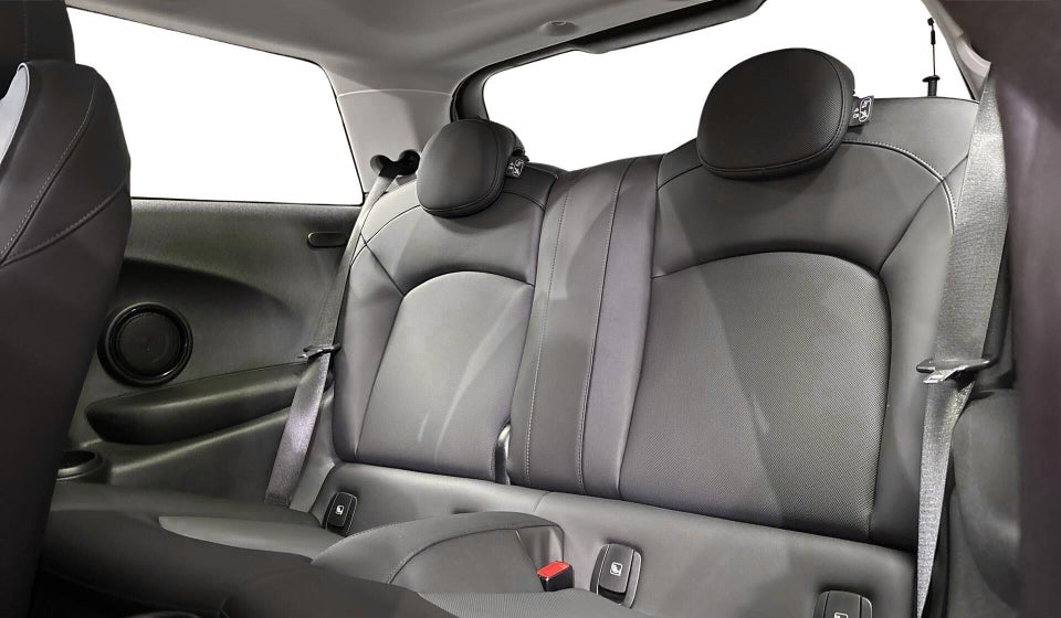 MINI Cooper SE Camden Edition 3d