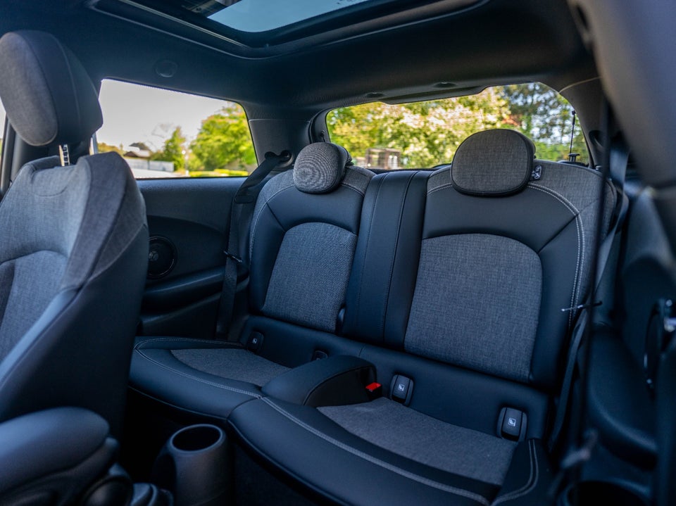 MINI Cooper SE Premium Extra 3d