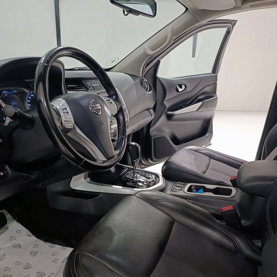 Nissan Navara 2,3 dCi 190 Db.Kab N-Guard aut. 4d
