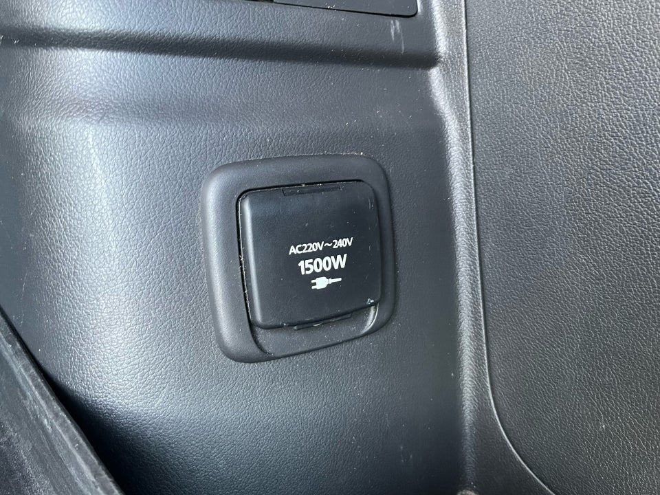 Mitsubishi Outlander 2,4 PHEV Instyle CVT 4WD 5d