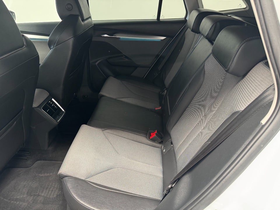 Skoda Enyaq 80 iV 5d