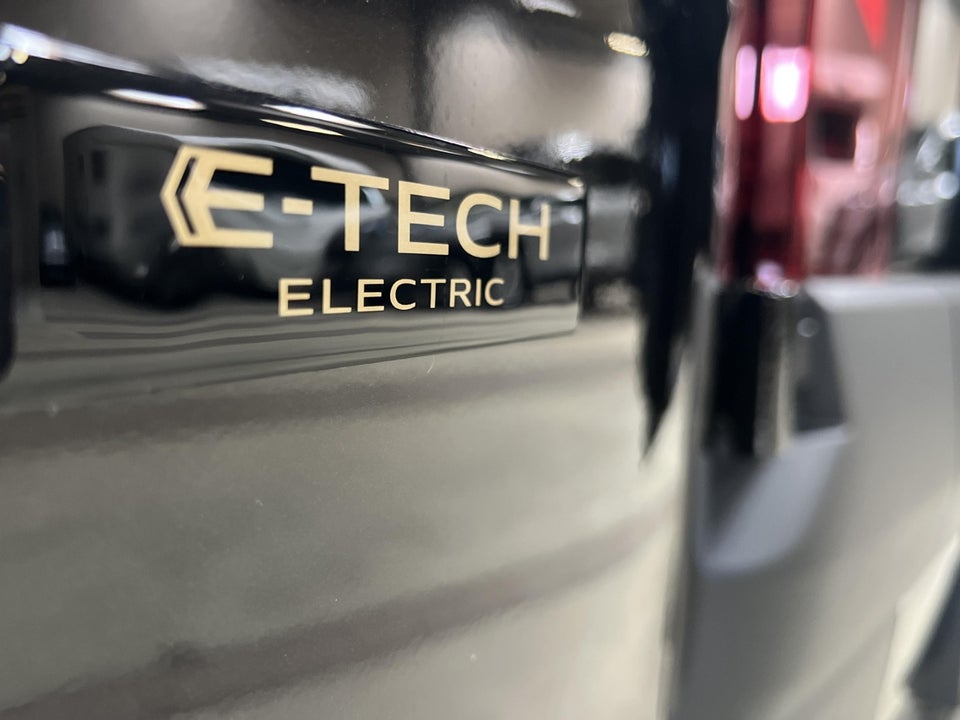 Renault Master V T35 87 E-Tech L3H2 Combi