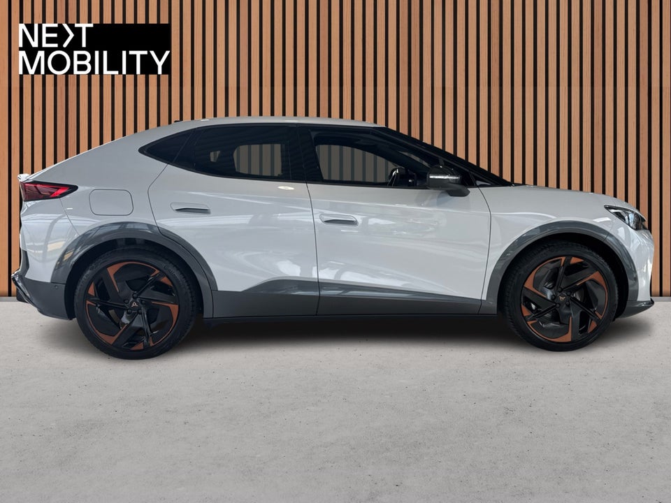 Cupra Tavascan 77 Adrenaline 5d