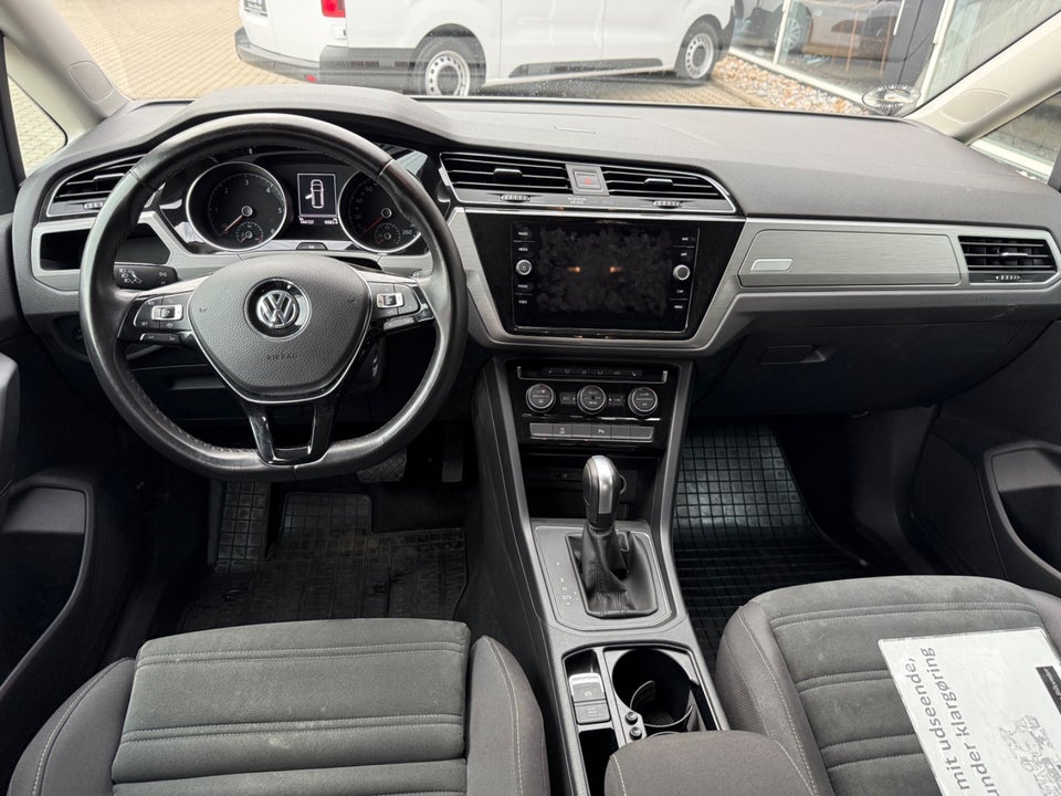 VW Touran 2,0 TDi 115 Comfortline DSG Van 5d