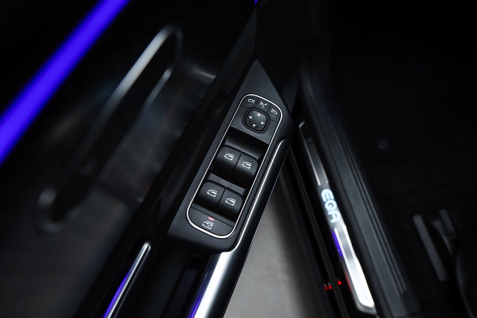 Mercedes EQA250+ AMG Advance 5d