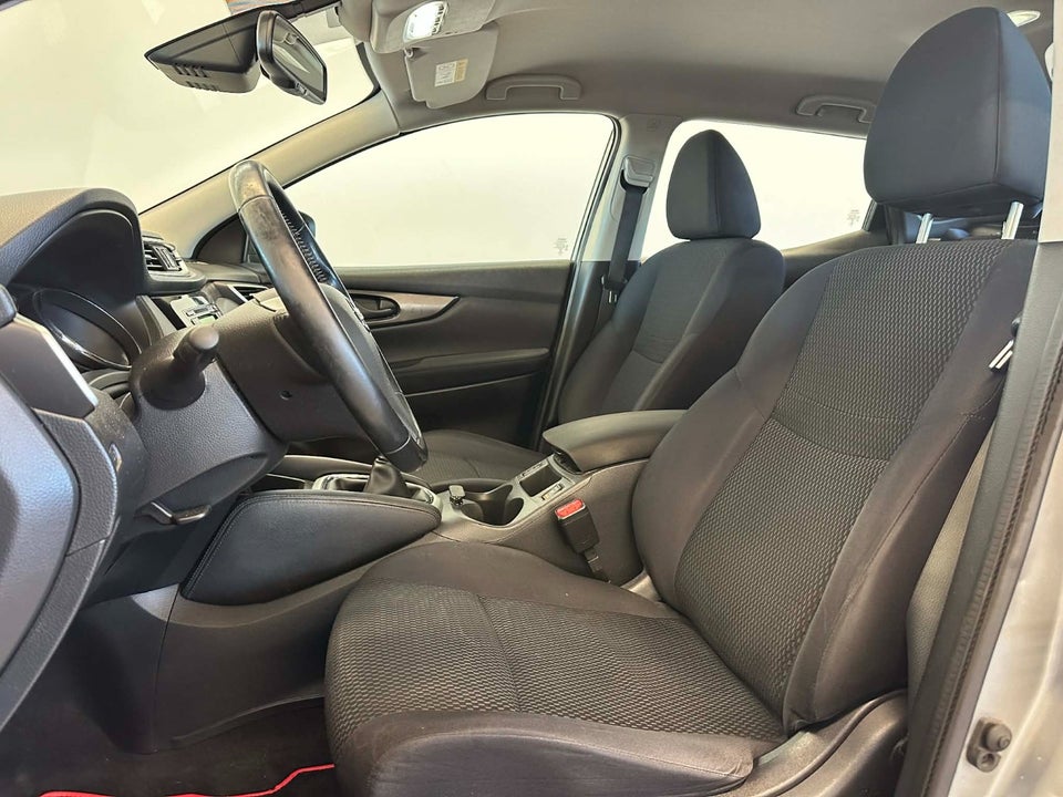 Nissan Qashqai 1,2 Dig-T 115 Acenta 5d