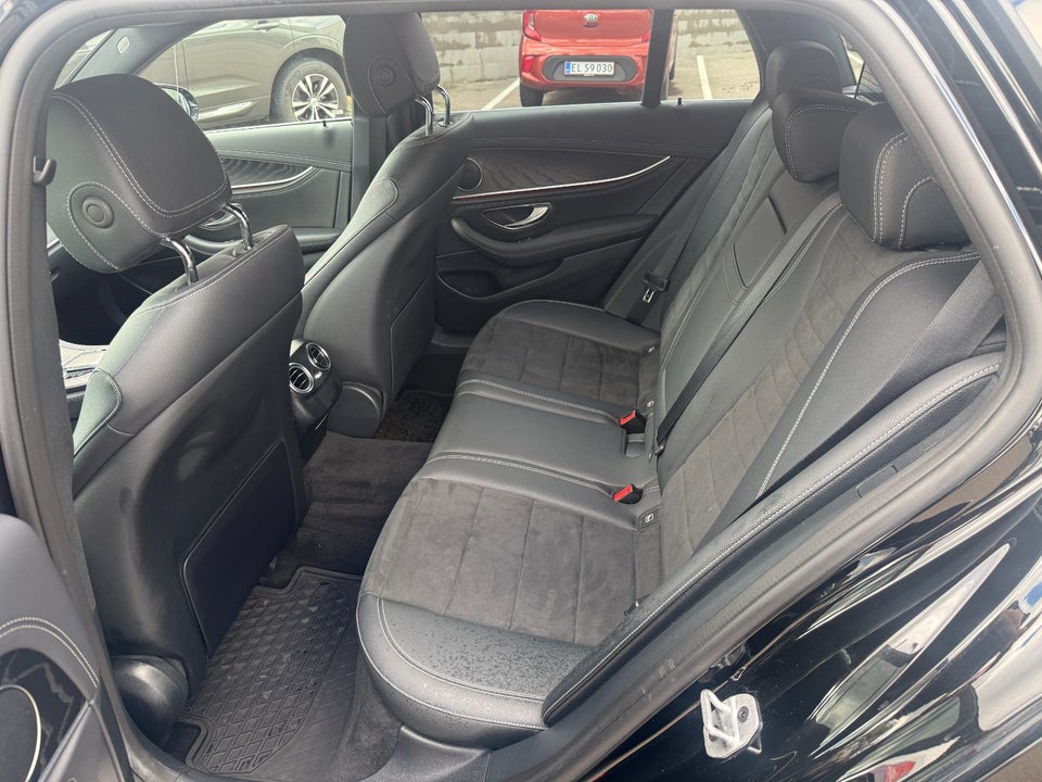 Mercedes E300 e 2,0 AMG Line stc. aut. 5d