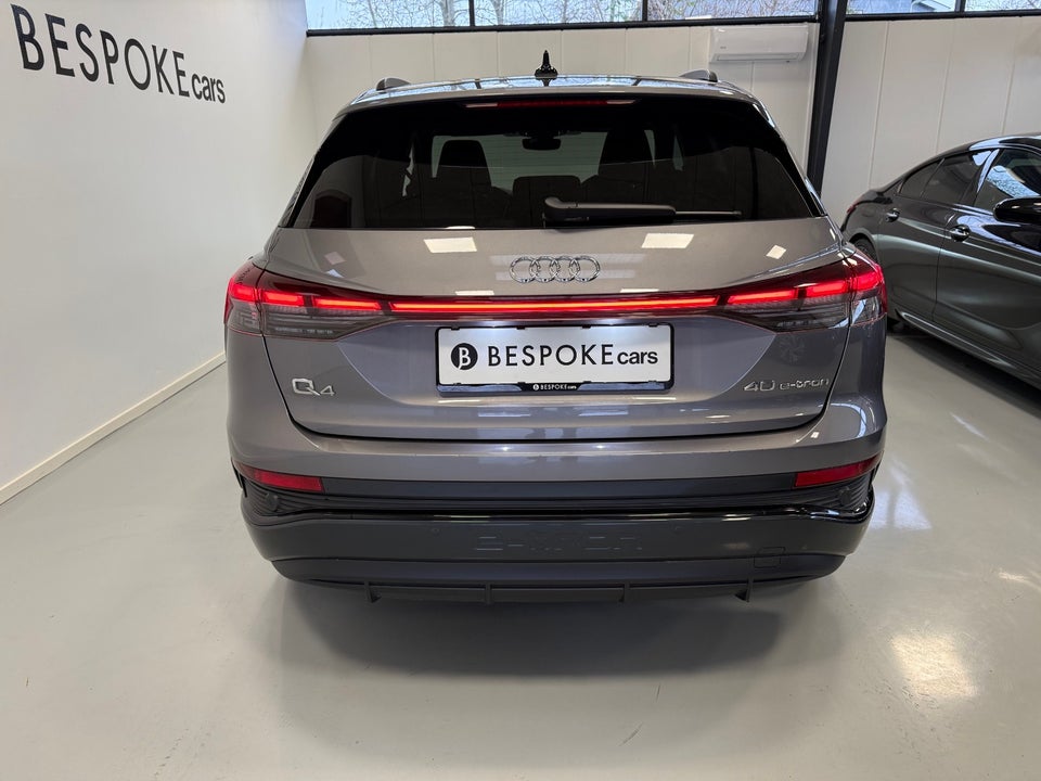 Audi Q4 e-tron 40 S-line 5d
