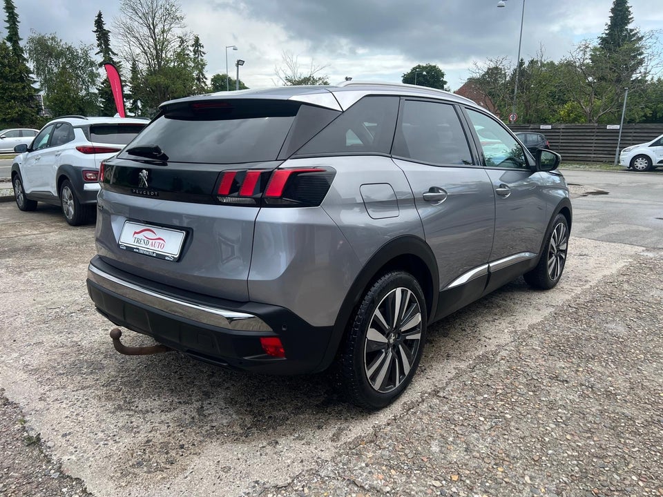 Peugeot 3008 1,6 Hybrid Allure Limited EAT8 5d